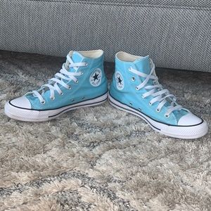 Converse Chuck Taylor All Star High Tops Size 8 Women’s